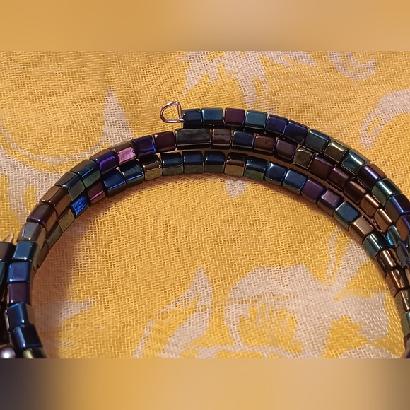 NATURAL PEARL & HEMATITE TRIPLE STACK MEMORY BRACELET - Picture 3 of 3